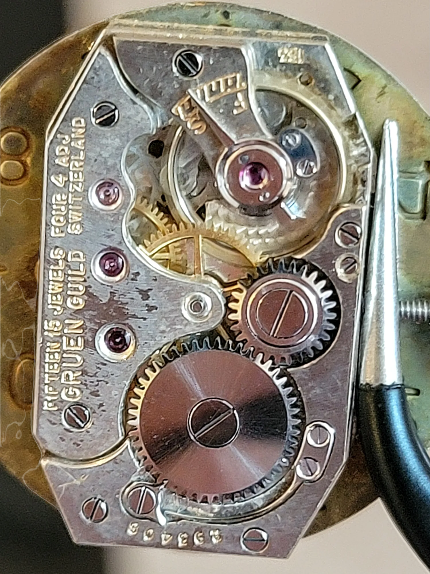 1924 GRUEN Guild Wristwatch 15 Jewels Cal. 153 Swiss