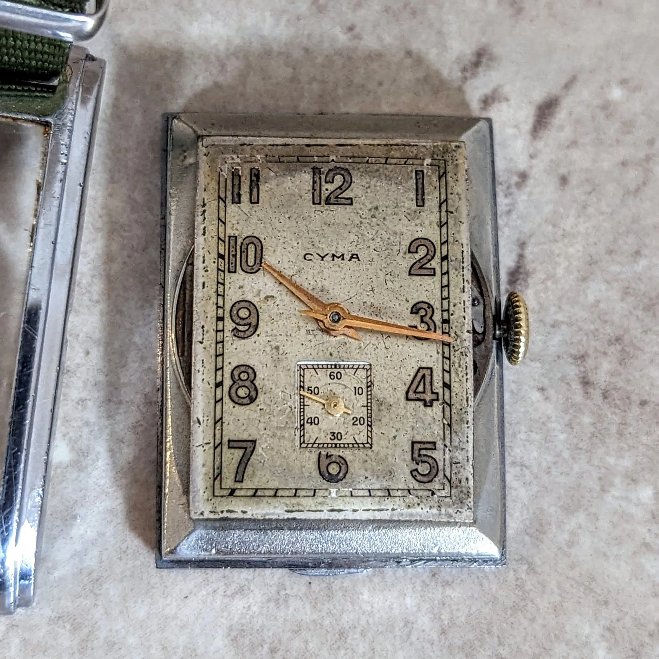 1940 CYMA Tank Case Wristwatch 15 Jewels Cal. Ref. 032D Swiss Made Watch