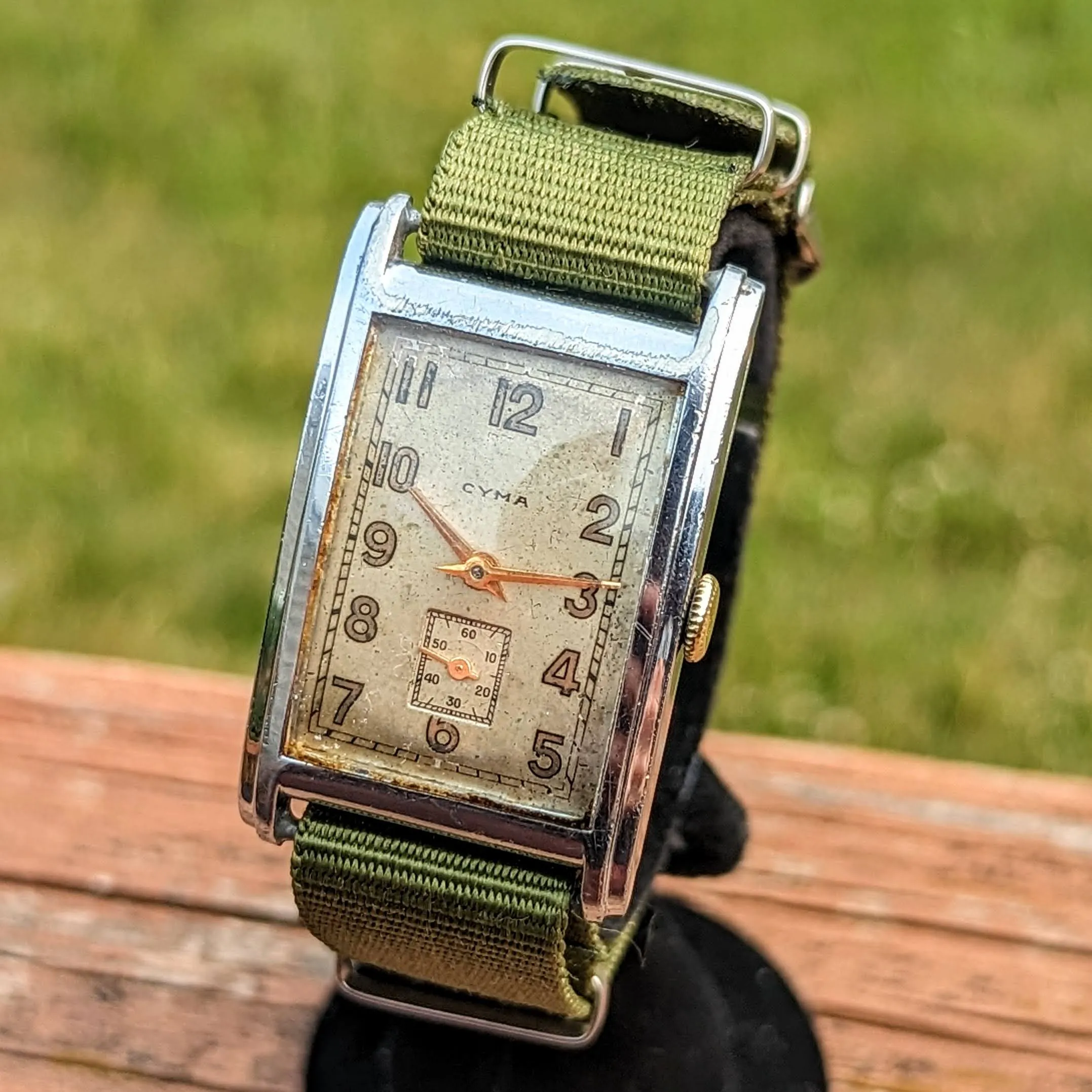 1940 CYMA Tank Case Wristwatch 15 Jewels Cal. Ref. 032D Swiss Made Watch