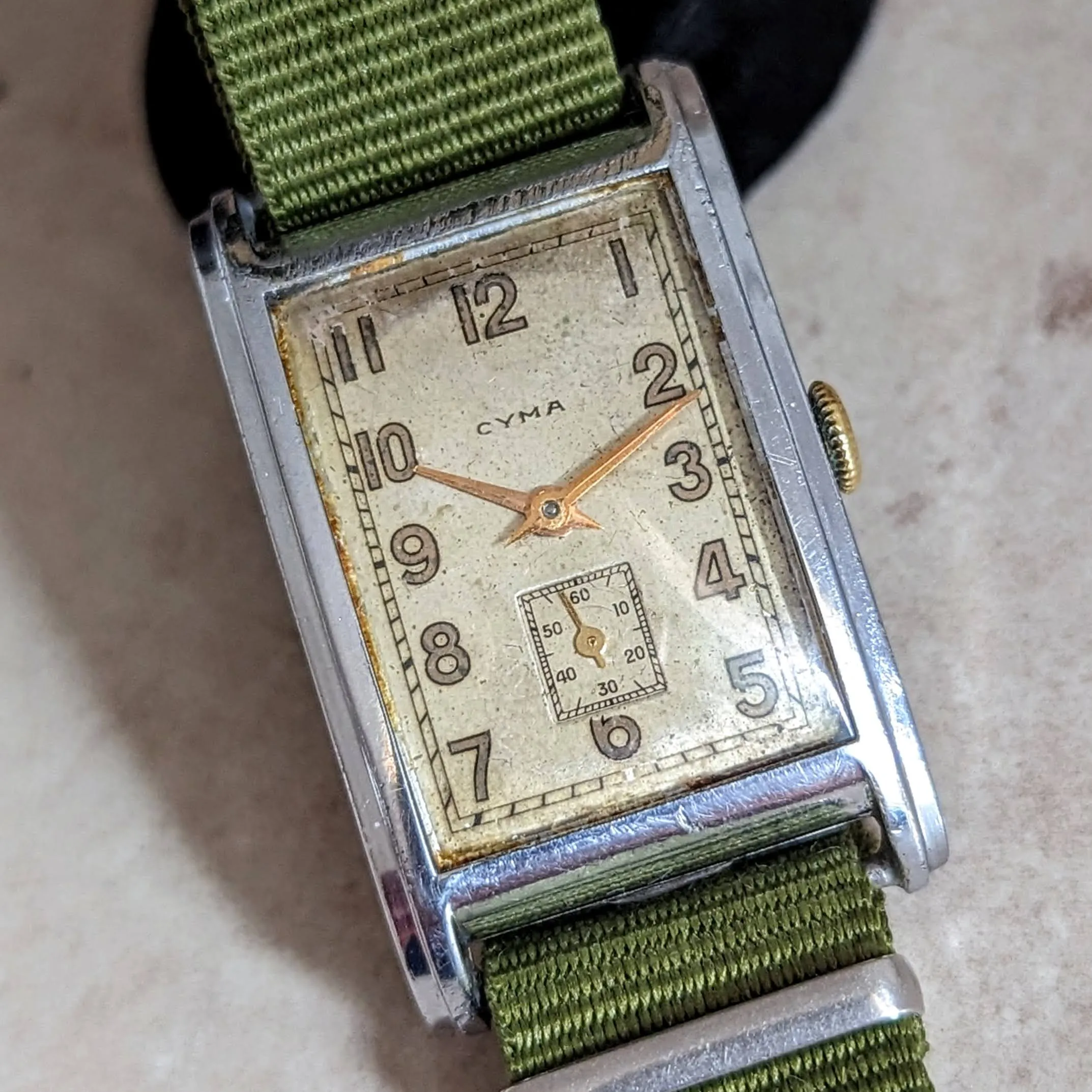 1940 CYMA Tank Case Wristwatch 15 Jewels Cal. Ref. 032D Swiss Made Watch