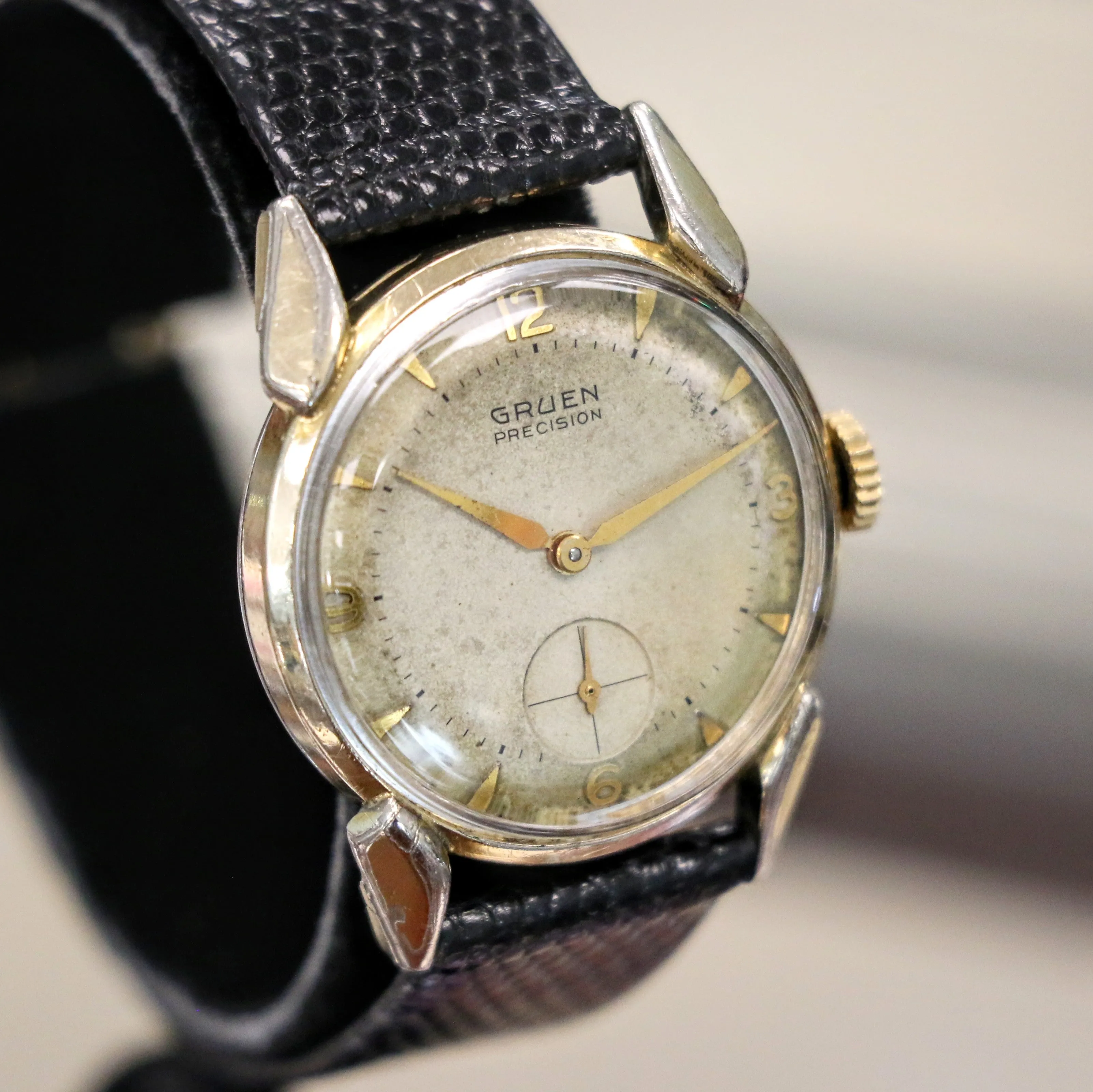 1956 GRUEN Precision Wristwatch 17 Jewels Cal. 415 Style 973 Fancy Lugs Swiss Made Watch