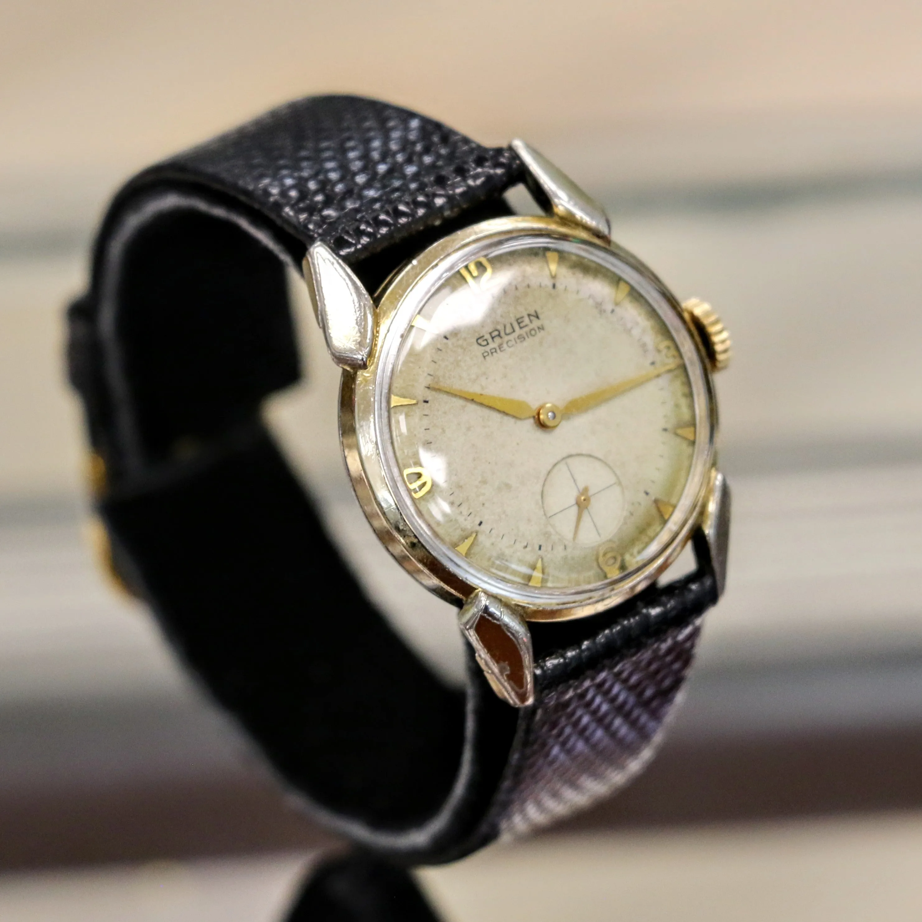1956 GRUEN Precision Wristwatch 17 Jewels Cal. 415 Style 973 Fancy Lugs Swiss Made Watch