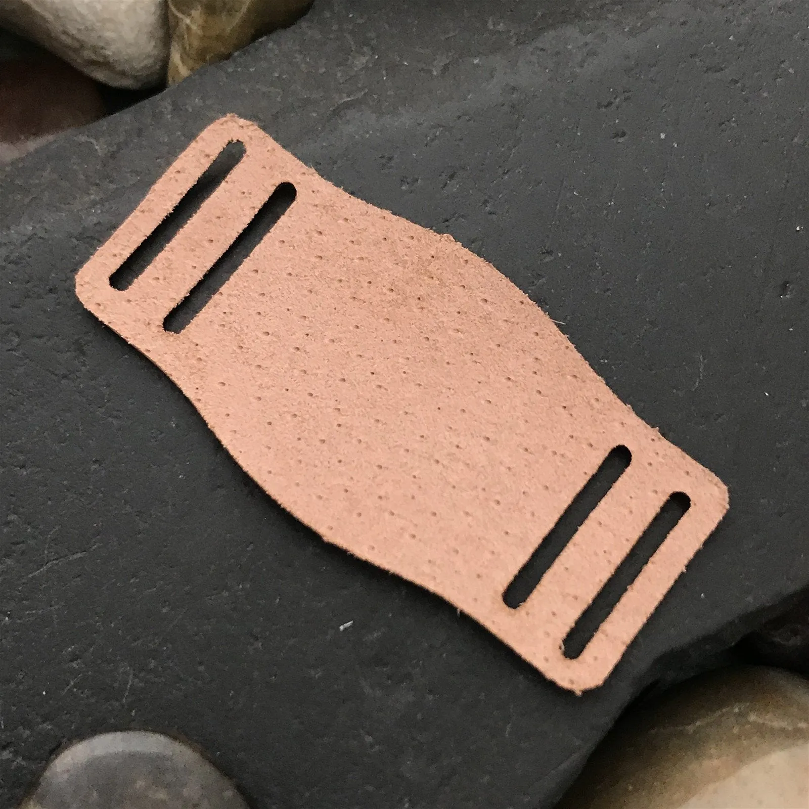 20mm USA Veg-Tanned Pigskin Slip Through Pad for 1&2 piece Vintage Watch Strap