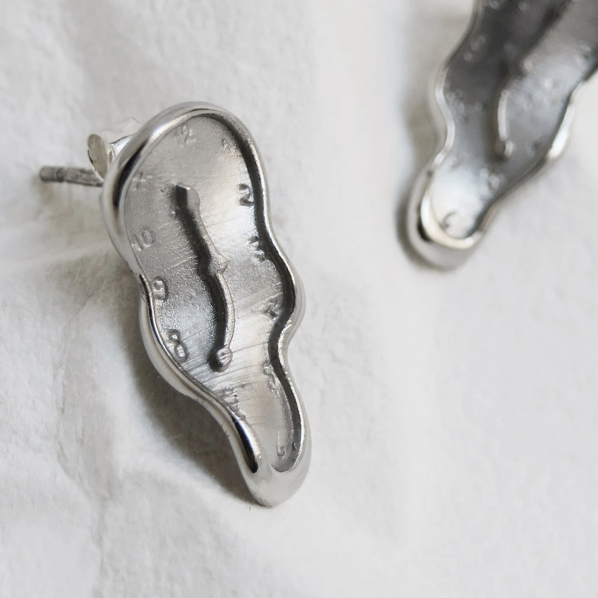 Salvador Dalí Gold-Plated Melting Clock Post Earrings - Silver