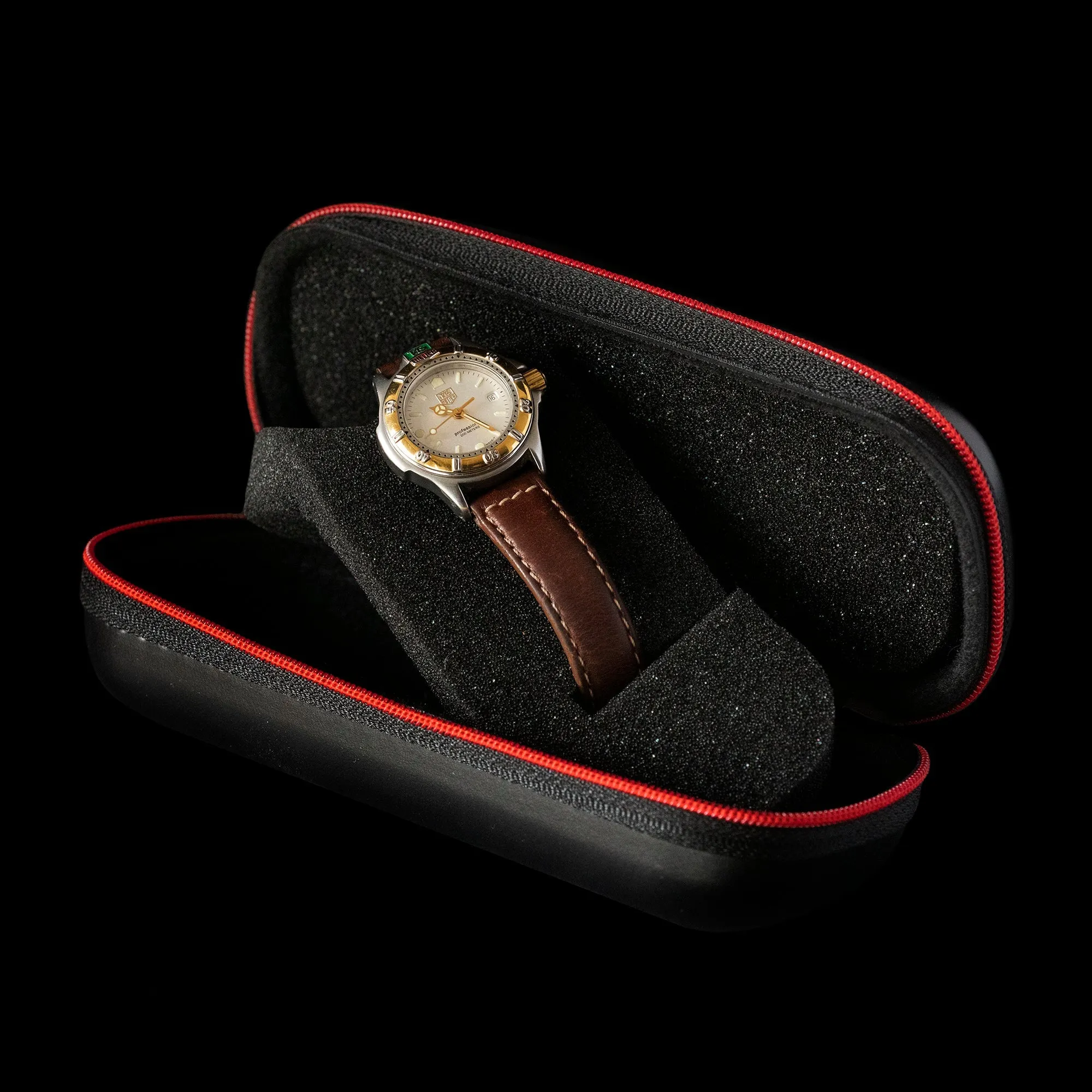 Tag Heuer - 4000 Series Professional