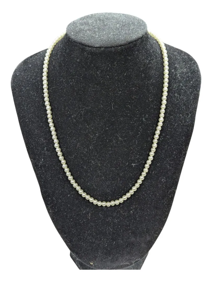 Vintage Pearl Necklace 45 CM