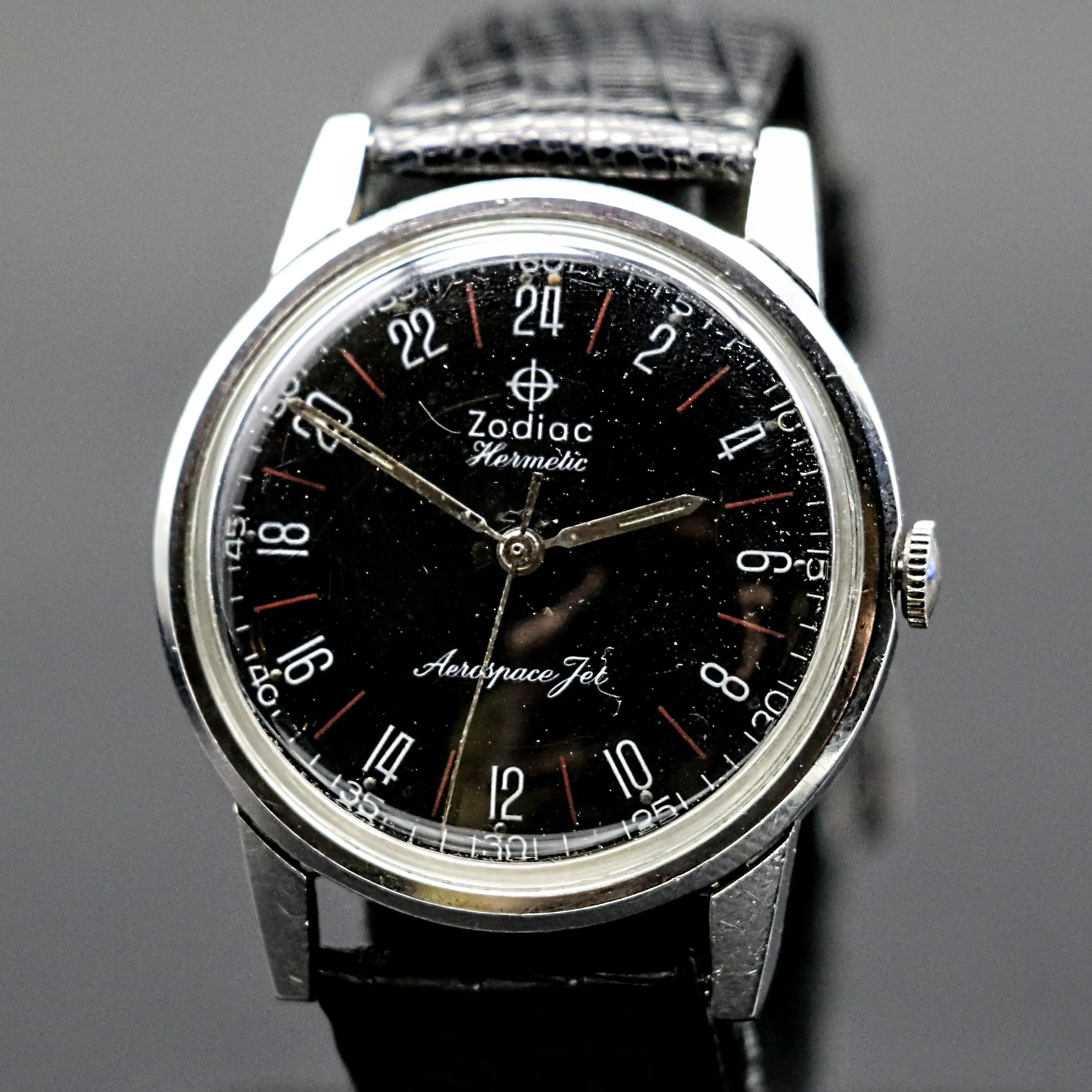 ZODIAC Hermetic Aerospace Jet Wristwatch Cal. 721 17 Jewels Swiss Watch